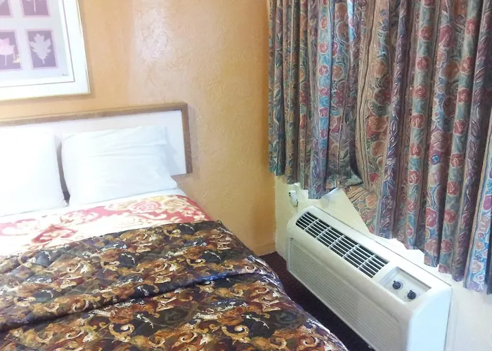 Hotel Economy