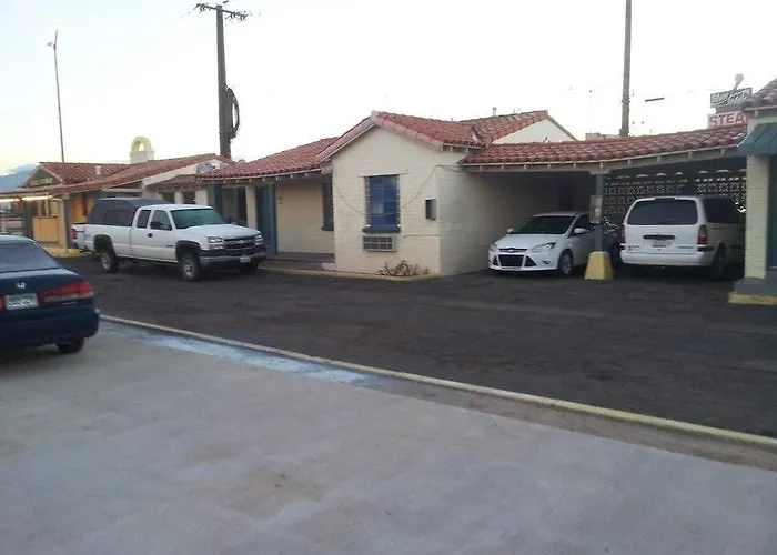 Hotel Economy Tucson